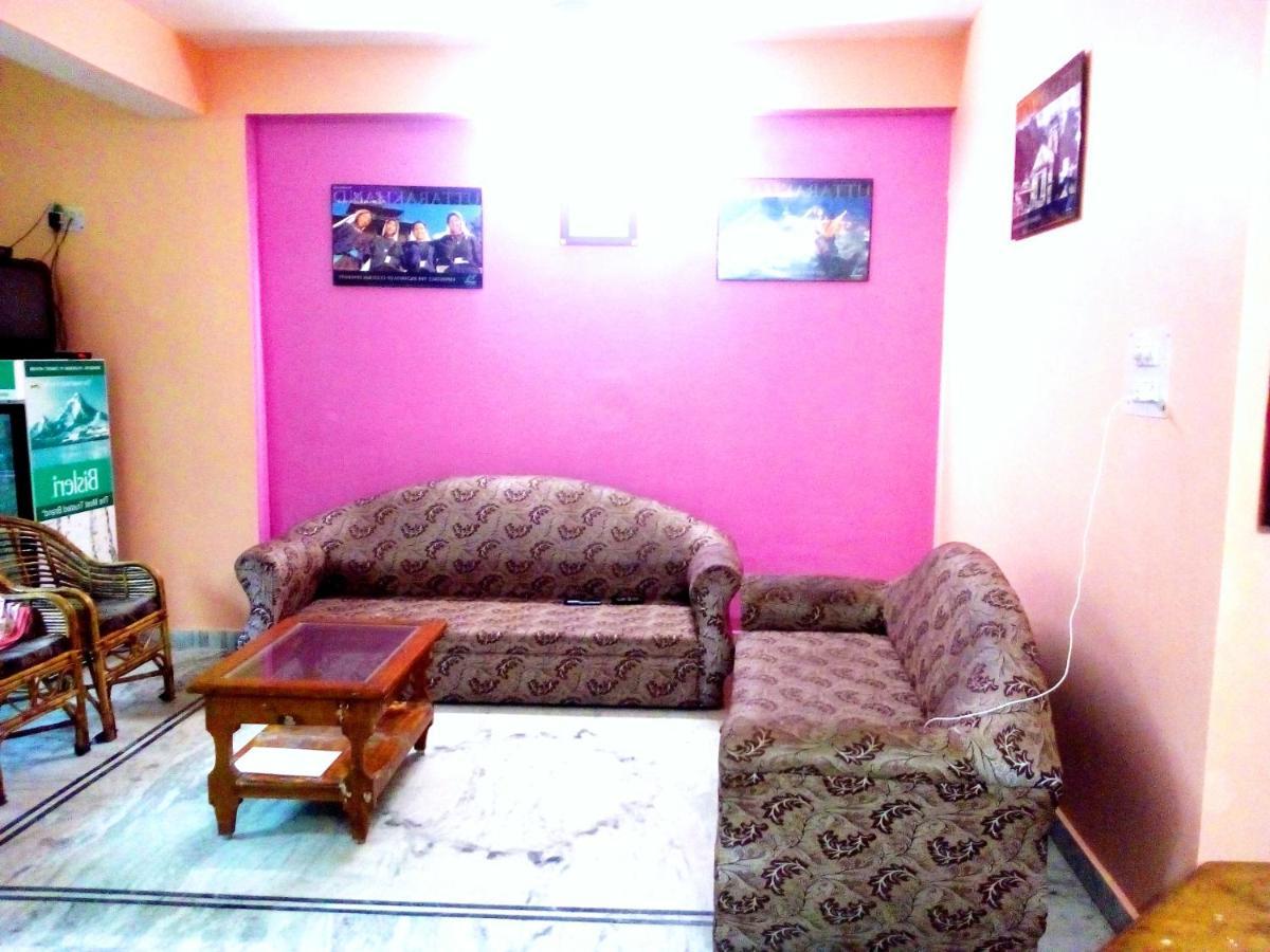 Hotel Surya Laxman Jhula Rishīkesh Exteriör bild