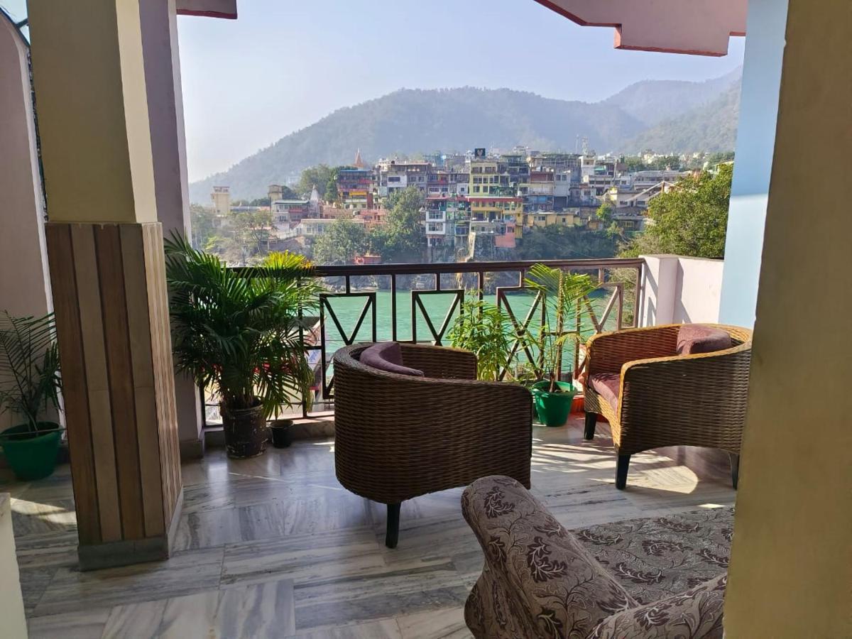 Hotel Surya Laxman Jhula Rishīkesh Exteriör bild